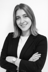 Mª Madalina Acsinia